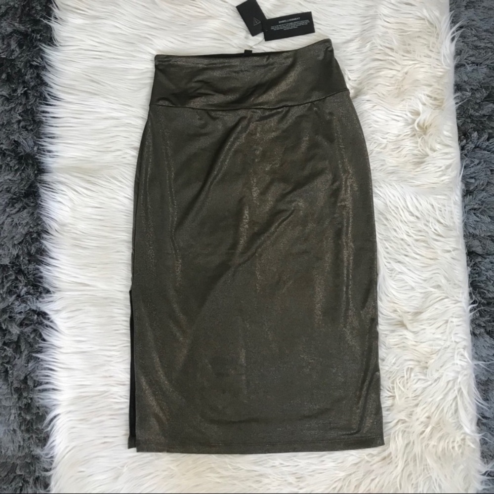 | Guess Metallic Slit Skirt |